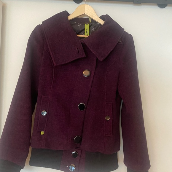Plum coloured bomber jacket - Picture 3 of 5